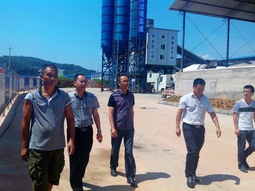 董蜀良一行到局橫江流域在建項目調研檢查