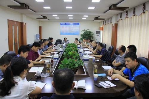 張文彪、郭世一一行蒞臨工程局檢查指導工作并講授專題教育黨課 