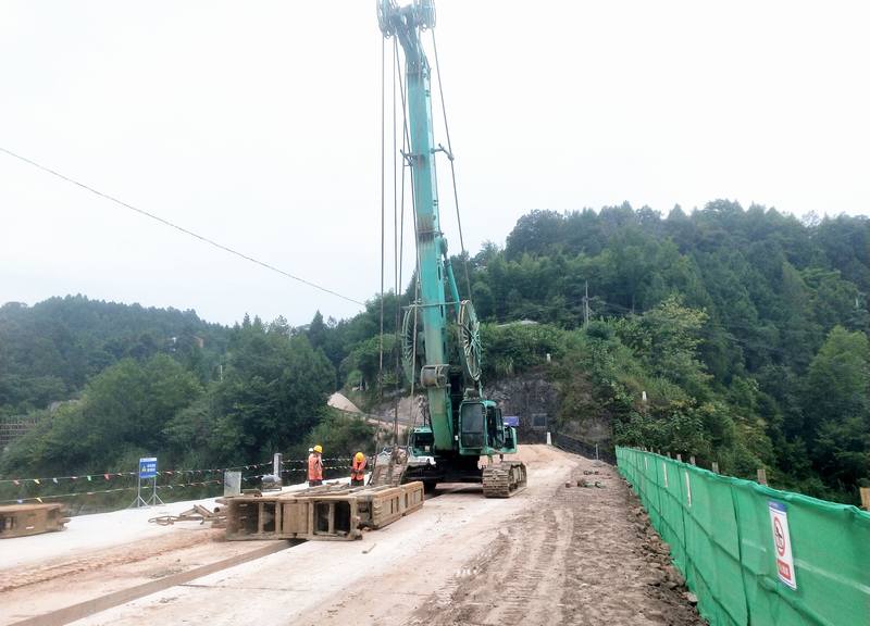 平昌縣友誼水庫除險加固工程大壩防滲墻正式開始施工