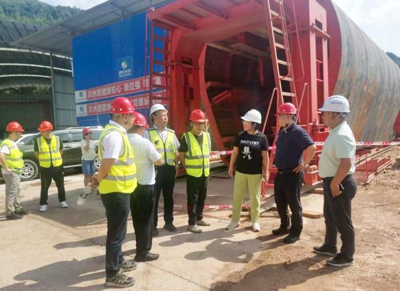 水利廳侯軍一行蒞臨亭子口項(xiàng)目I標(biāo)段開(kāi)展防汛減災(zāi)和安全生產(chǎn)督導(dǎo)專(zhuān)項(xiàng)檢查