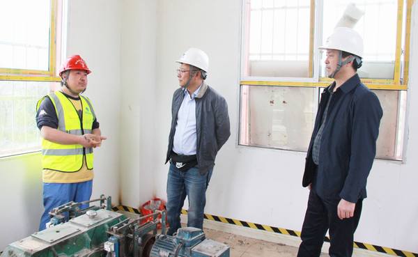 唐驚濤一行到毗河供水任務(wù)沿線看望職工